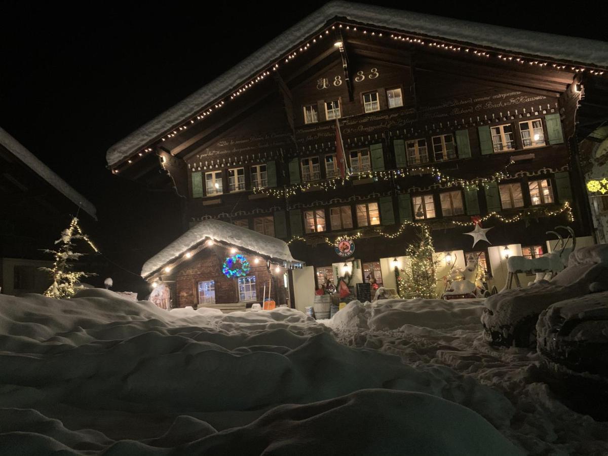 Auberge De L'Ours Vers L'Eglise 외부 사진