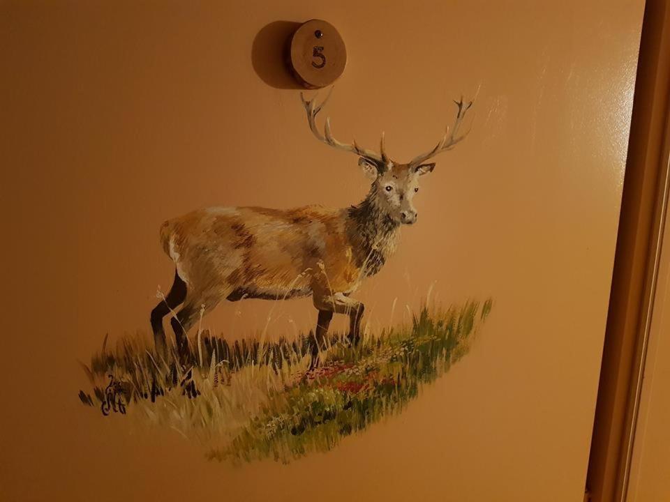 Auberge De L'Ours Vers L'Eglise 외부 사진