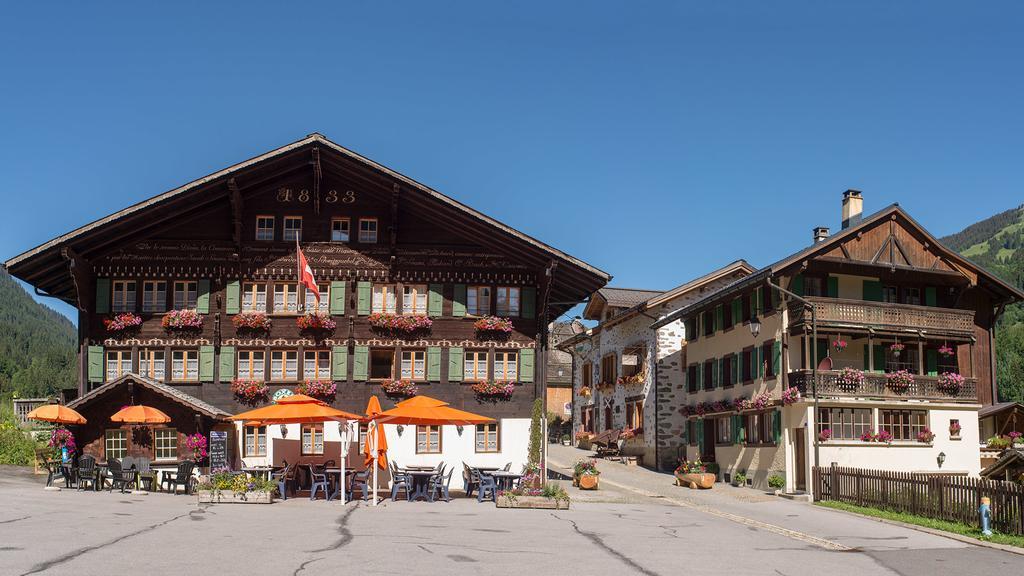 Auberge De L'Ours Vers L'Eglise 외부 사진